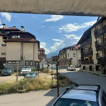 Vlado's Place Home2host Apartment *