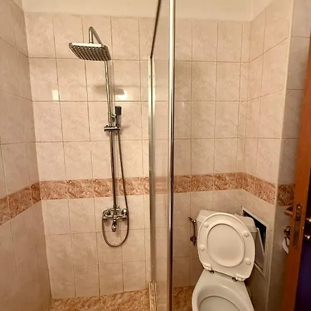 Apartment Vlado's Place Home2host